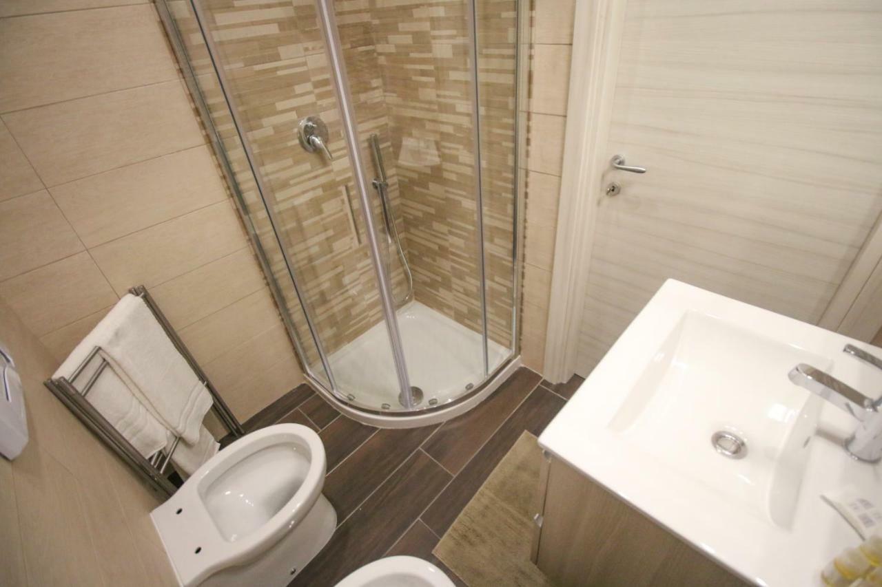 B&B Pisadog Naples Extérieur photo